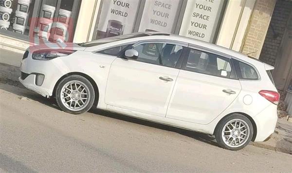 كيا كارينز 2014 للبيع في العراق - الديوانية